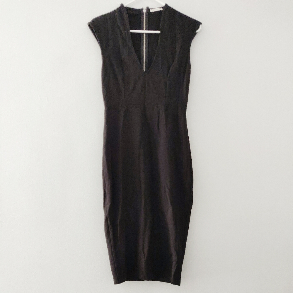 BLACK FORMAL DRESS SIZE L
